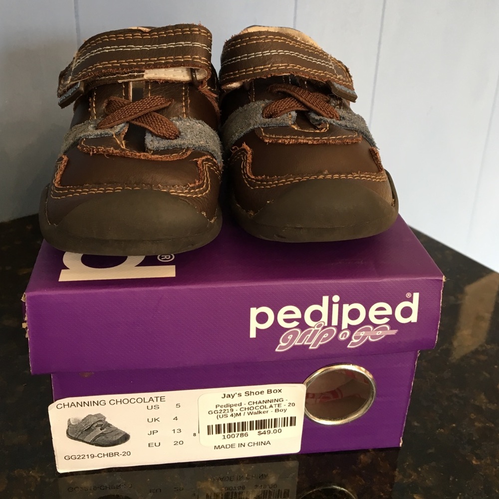 Pediped first walking shoe